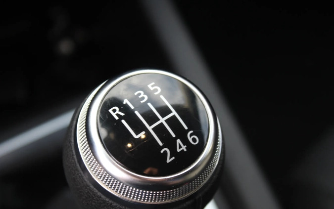Renault Clio cena 54900 przebieg: 25000, rok produkcji 2021 z Sieradz małe 596